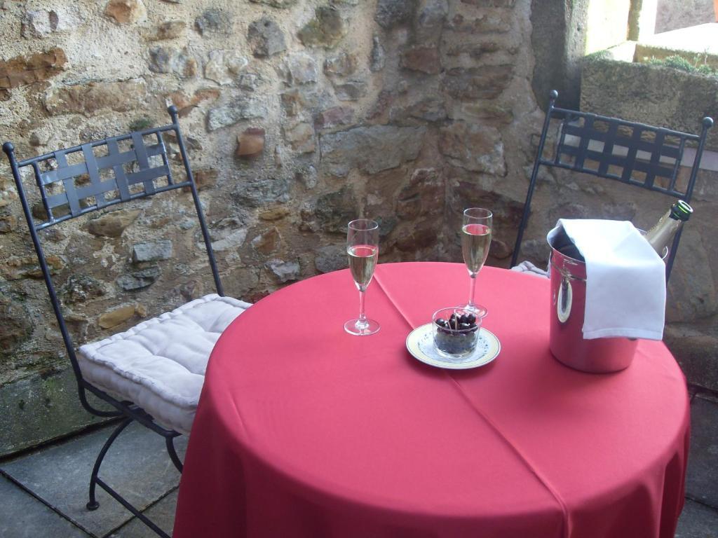 Отель La Bastide Du Soleil Vinezac Номер фото